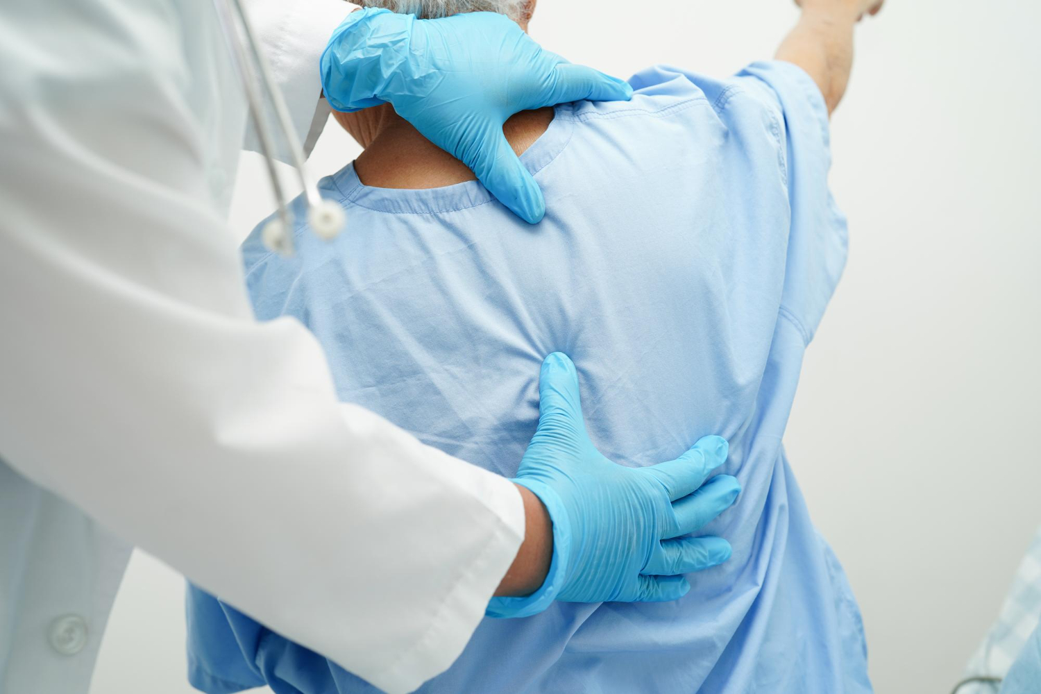 Omuz Ameliyatı Sonrası Eklem İçi Enjeksiyonlar Gerçekten Gerekli mi